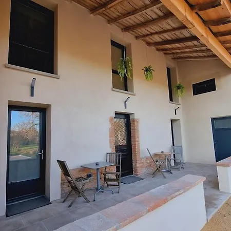 Les Gites Du Hutar Appartement *